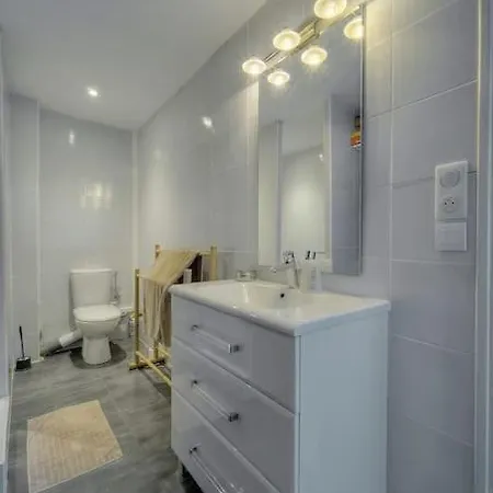 Villa Frgk Le Petit Bois Panoramic View, Lush Garden Ultra-fast Wi-fi Near Cannes Vallauris