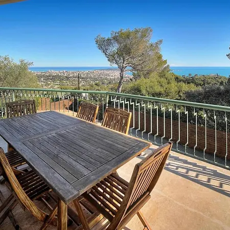 Frgk Le Petit Bois Vue Panoramique Jardin Verdoyant Près De Cannes
