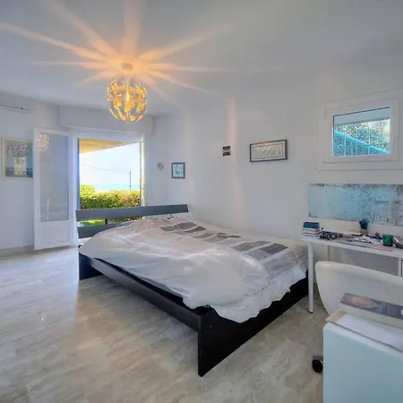 Frgk Le Petit Bois Vue Panoramique Jardin Verdoyant Près De Cannes * Vallauris