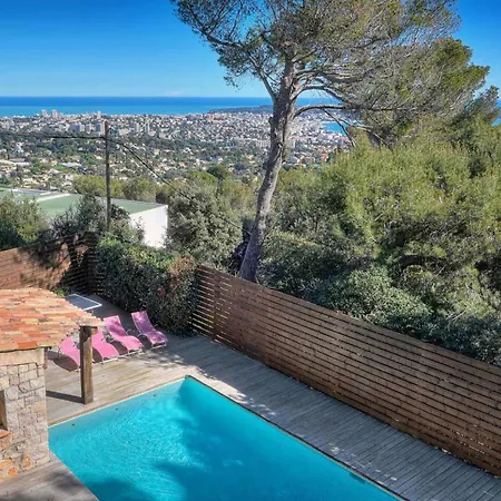 Frgk Le Petit Bois Vue Panoramique Jardin Verdoyant Près De Cannes Hébergement de vacances *